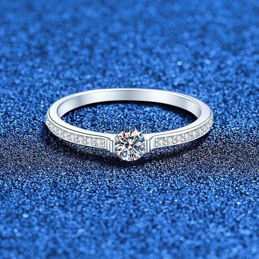 0.3ct 4mm D VVS1 Moissanite Rings for Women Sparkling Wedding Eternity Bands S925 Sterling Silver Jewelry Classic Ring