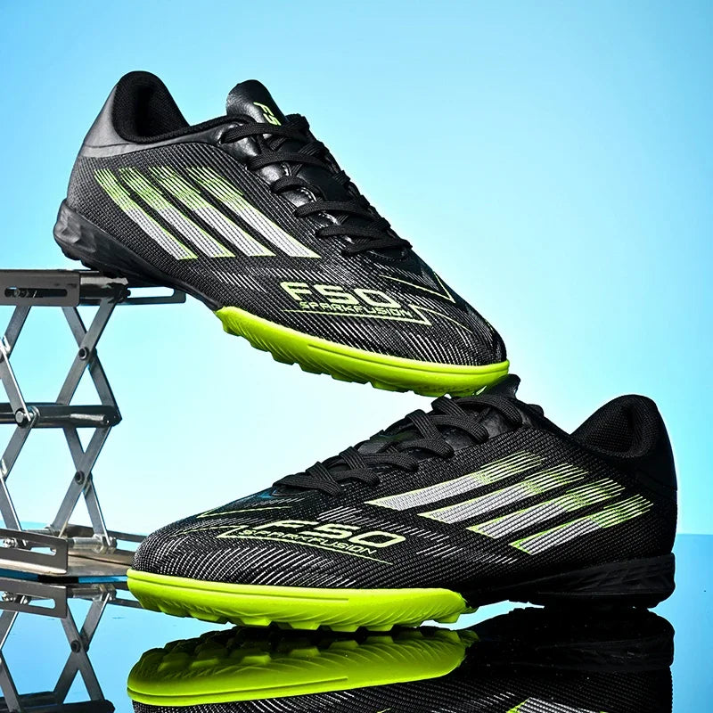 New Men Professional Football Boots Non-Slip TF/FG Boys Sneakers Match Soccer Shoes Ankle Comfortable Sports Shoes Unisex