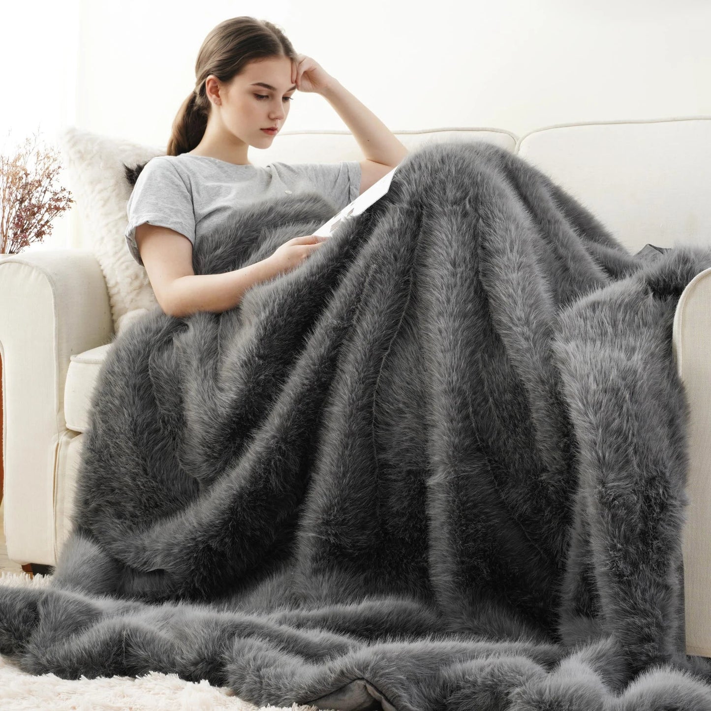 Fluffy Soft Blankets Luxury Fur blanket for Bed Sofa Mink Faux Fur Throw and Blankets Large Warm Blanket for Home Decor