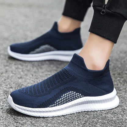 Lightweight Men's Walking Shoes Outdoor Soft Male Casual Shoes Flexible Breathable Men Loafers Slip-on Footwear Sneakers 39-48