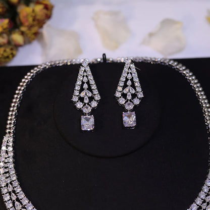 Chic Brilhante Grande Quadrado Luz Branca CZ Cristal Feminino Festa Casamento Colar e Brincos Conjuntos de Joias da Moda para Noivas Z019