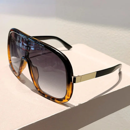 New Big Frame Sunglasses Women Men Luxury Goggle One Piece Sun Glasses Female Vintage Brand Designer Punk Shades UV400 Eyewear