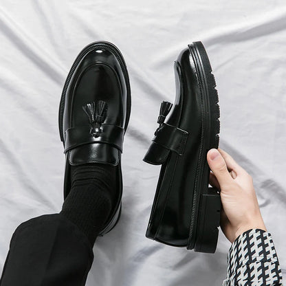 Men's Dress Shoes Classic Social Brogues Casual Leather Shoes For Men Formal Office Wedding Shoes Male Tassel Leather Loafer Man