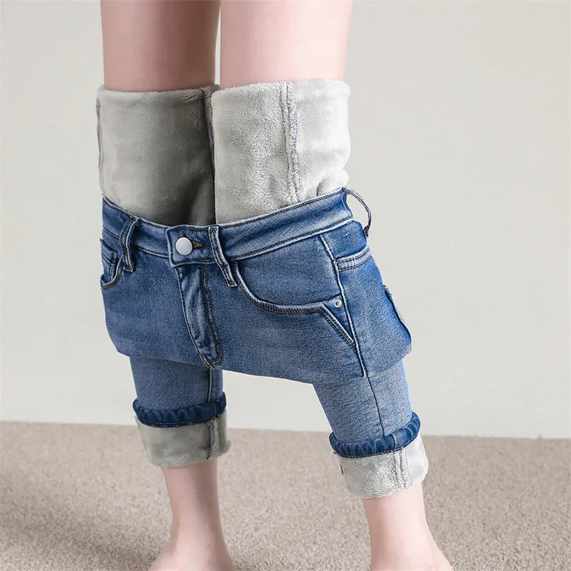 Women Thermal Jeans Winter Snow Warm Plush Stretch Jeans Lady Skinny Thicken Fleece Denim Long Pants Retro Blue Pencil Trousers