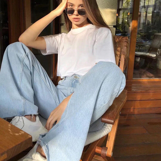 Classic Straight-Leg High-Waisted Denim Jeans with Raw Hem
