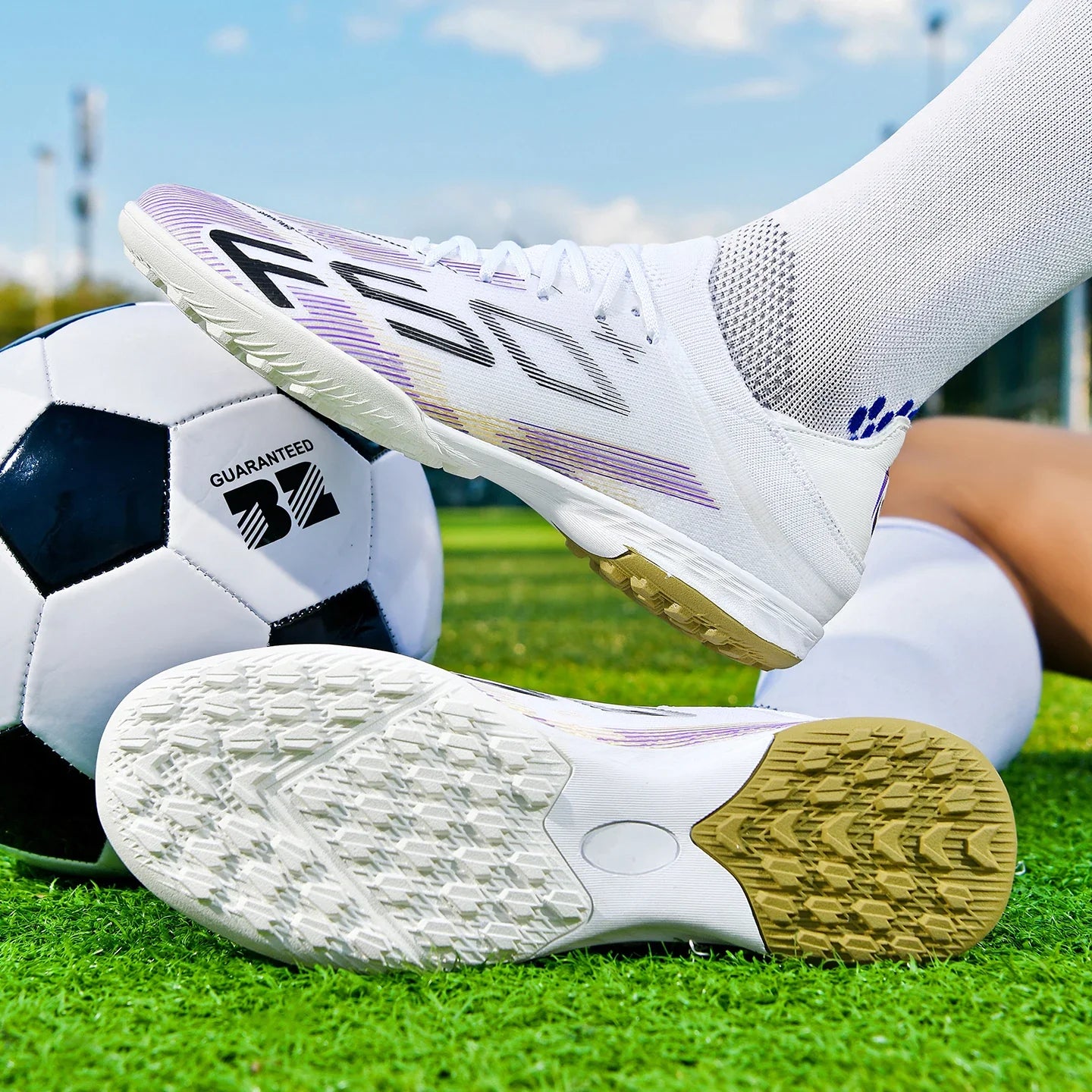 F50+ High Quality Mens Football Boots Boys Training Studded Fast Soccer Cleats Outdoor Non Slip Football Shoes Chuteira Campo