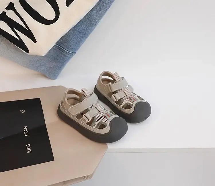 Children Sports Sandals Versatile Kids Causal Cut-outs Sandals Summer Fashion Boys Girls Patchwork Mesh Beach Shoes Black Beige