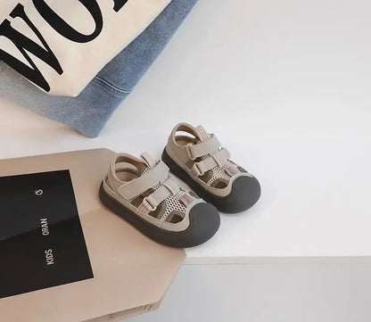 Children Sports Sandals Versatile Kids Causal Cut-outs Sandals Summer Fashion Boys Girls Patchwork Mesh Beach Shoes Black Beige