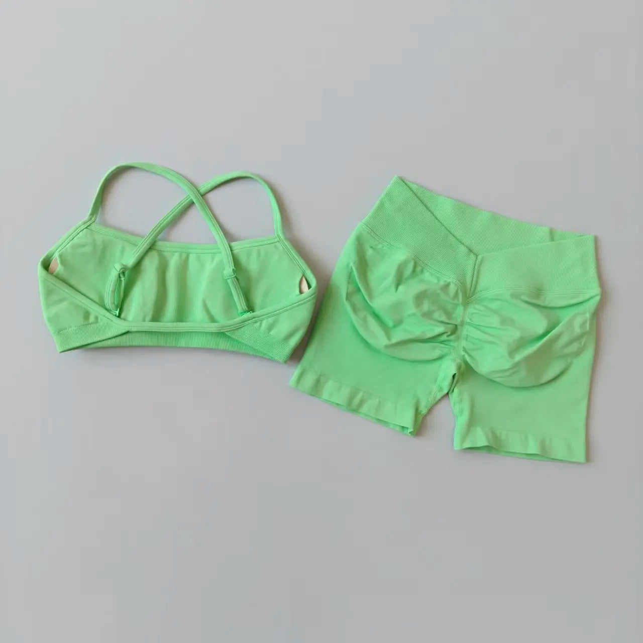 Seamless Yoga Shorts Set Yoga Women's Fitness Tight Bra Top Vest Gym Set Elastic Hip Lifting Gym Shorts Sports 2pcs Workout Suit