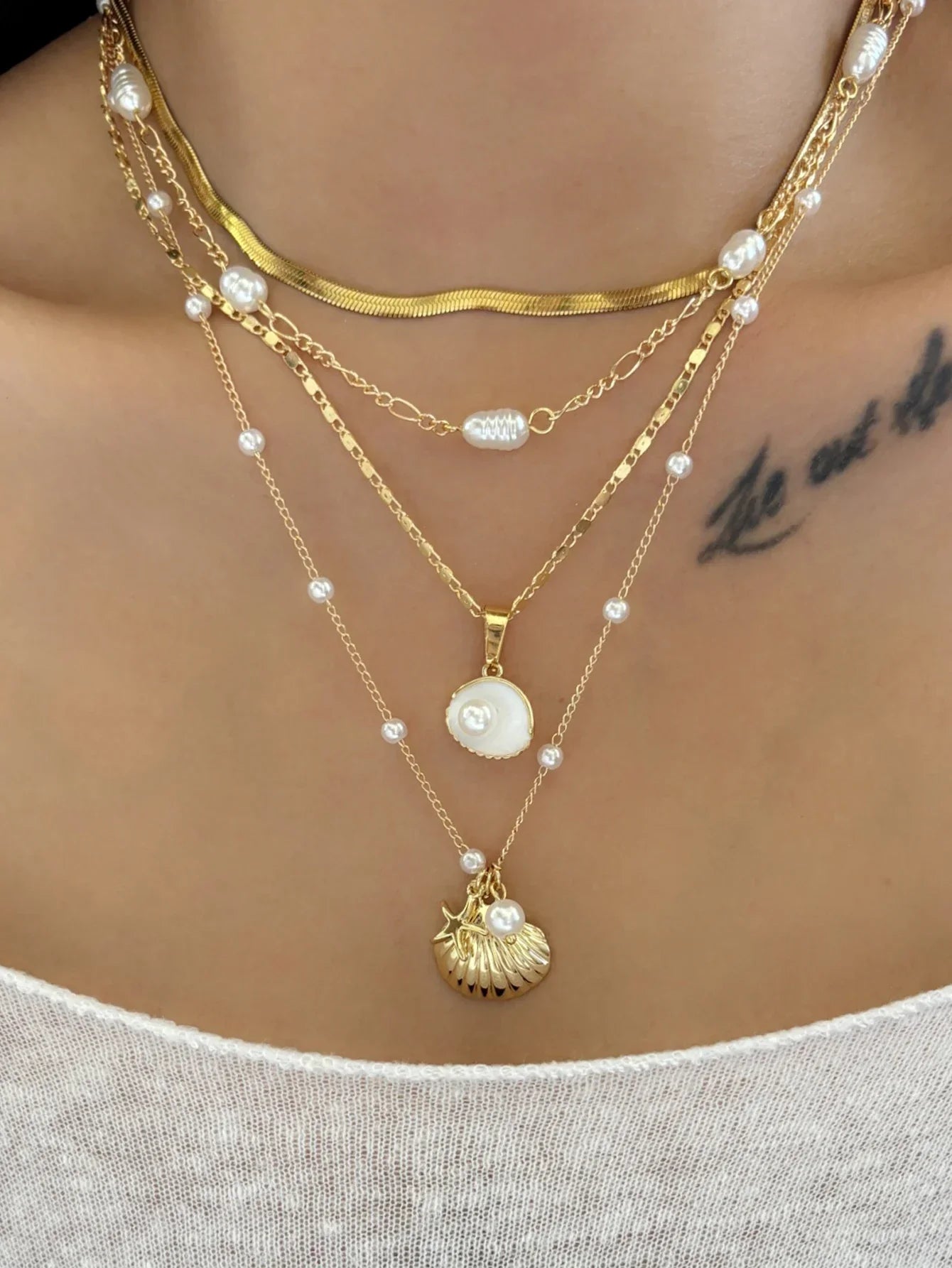 Vintage Shiny Shell Starfish Pendant Necklace for Women Simple Multilayer Thin Chain Choker Bridal Neck Jewelry