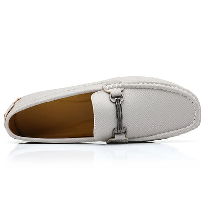 Sapatos de Couro Fashion Sapatos de Negócios Mocassins Pretos Leves Slip On para Homens Sapatos de Couro Elegantes Casuais para Festa e Casamento
