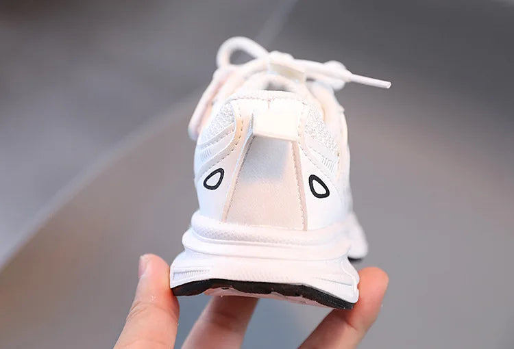 Children's Sports Casual Shoes for Boys and Girls Breathable Mesh Running Shoes Kids Basketball Shoes Lightweight Comfortable