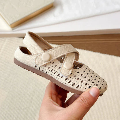 Summer New Kids Mary Jane Sandals Hollow-out Breathable Girls Causal Flat Shoes Non-slip School Children Fashion Retro Sandals