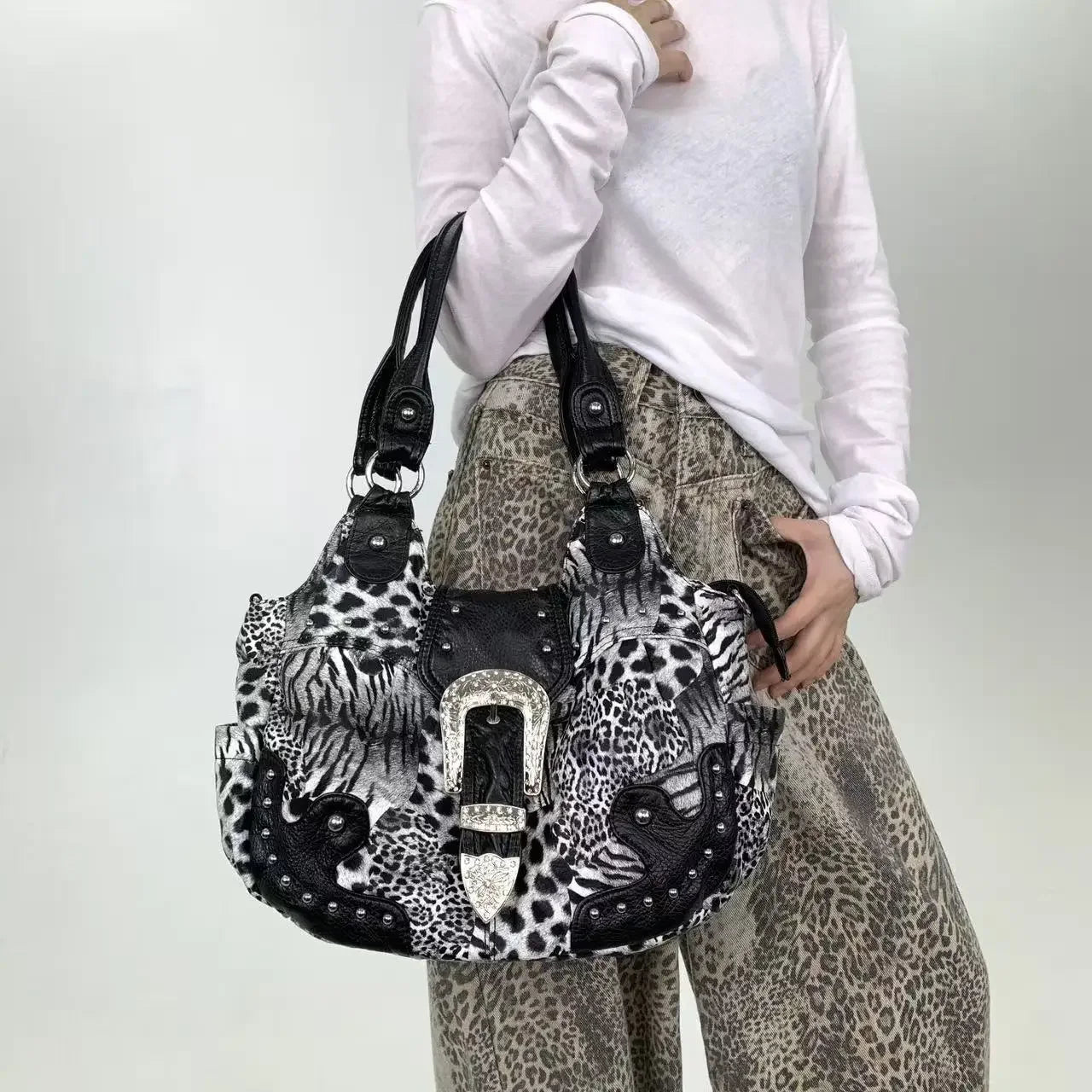 Y2K street personality spicy girl leopard print patchwork tote bag with multiple pockets and rivets retro crossbody handbag