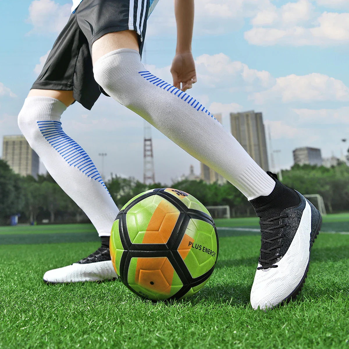 Men & Women TF Stud Football Boots, Anti-slip, Leather Material, Suitable for Student & Adult Training, Artificial & Natural Gra