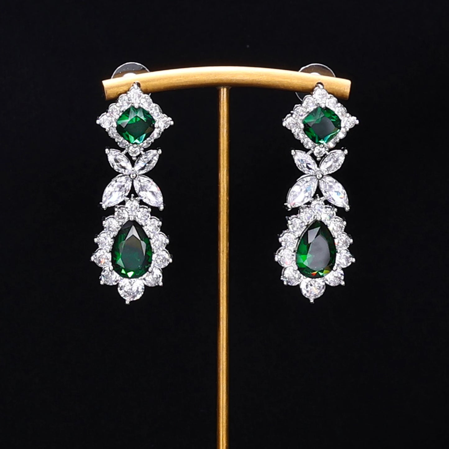Unique Popular Jewelry 4-Piece Bridal Zirconia Women's Party Jewelry Set Dubai Nigeria CZ Crystal Wedding Jewelry Set
