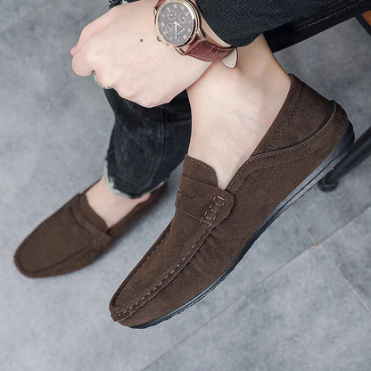 New Suede Men Casual Shoes Fashion Male Lazy Shoes Breathable Comfort Slip-on Mens Driving Shoes Luxury Brand Loafers Moccasins
