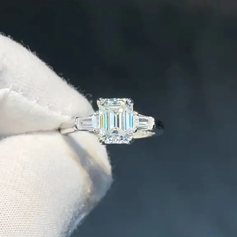 2CT Emerald Moissanite Diamond D Color Women's Ring S925 Sliver 18K White Gold Royal Blue Rings Fine Jewelry for Women
