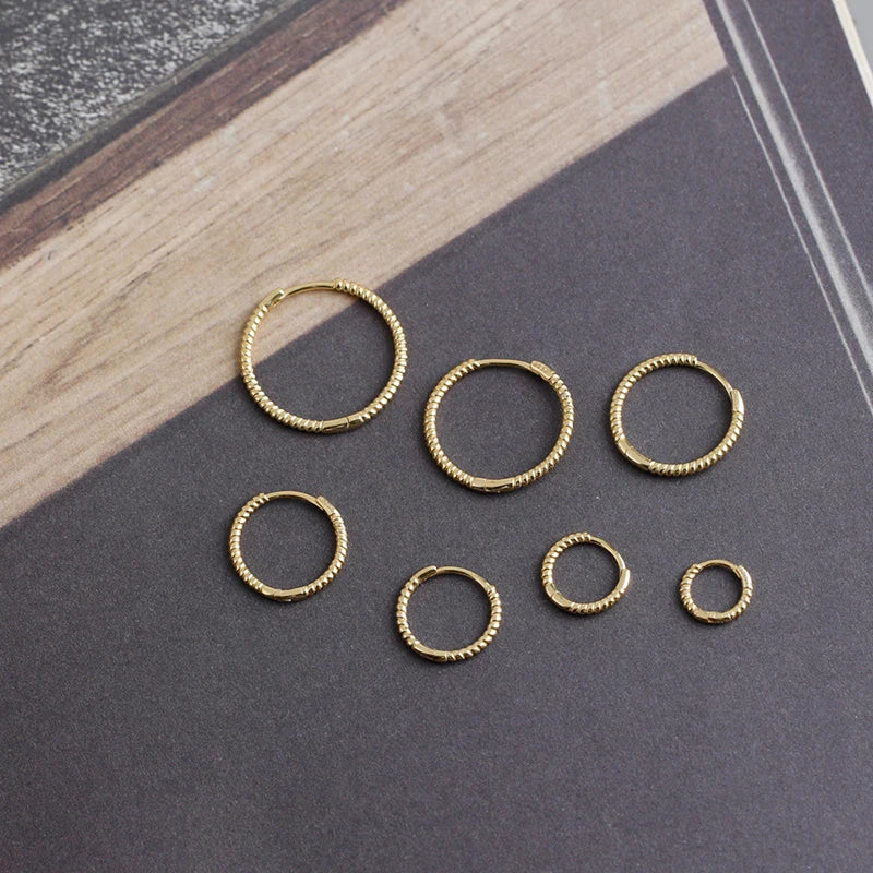 925 Sterling Silver Fashion Piercing Charm Twist Huggies Hoop Earrings for Women Rock Gothic Unisex Jewelry Ear Buckles