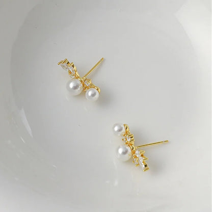 Graceful Gold Color/Silver Color Stud Earrings Lady Simulated Pearl Jewelry Chic Shiny Zirconia Accessories for Wedding