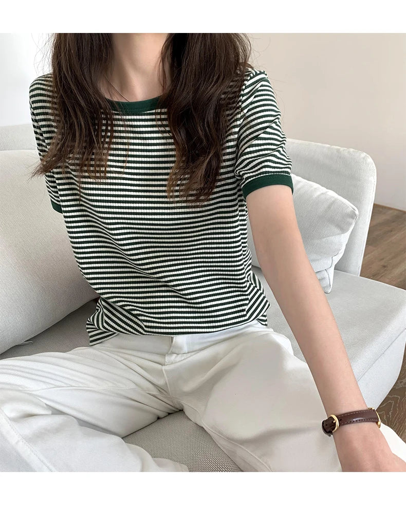 Striped Short Sleeve T-shirt Women's Summer New Korean Version Loose Retro Contrast Slim Round Neck Top Women's Fashion Casual
