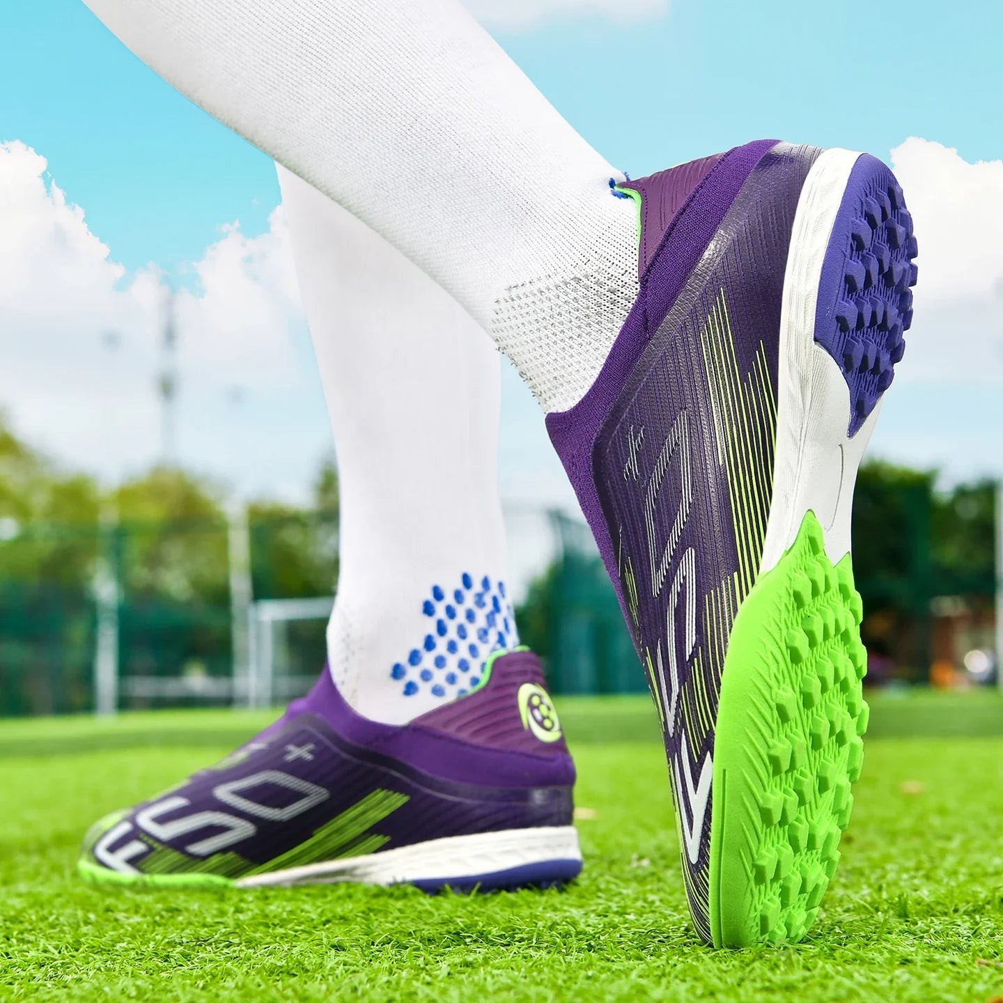 Without-lace F50+ Mens Soccer Shoes Boys Training Non-Slip Turf Soccer Cleats TF/FG Football Sneakers Chuteira Campo 35-45