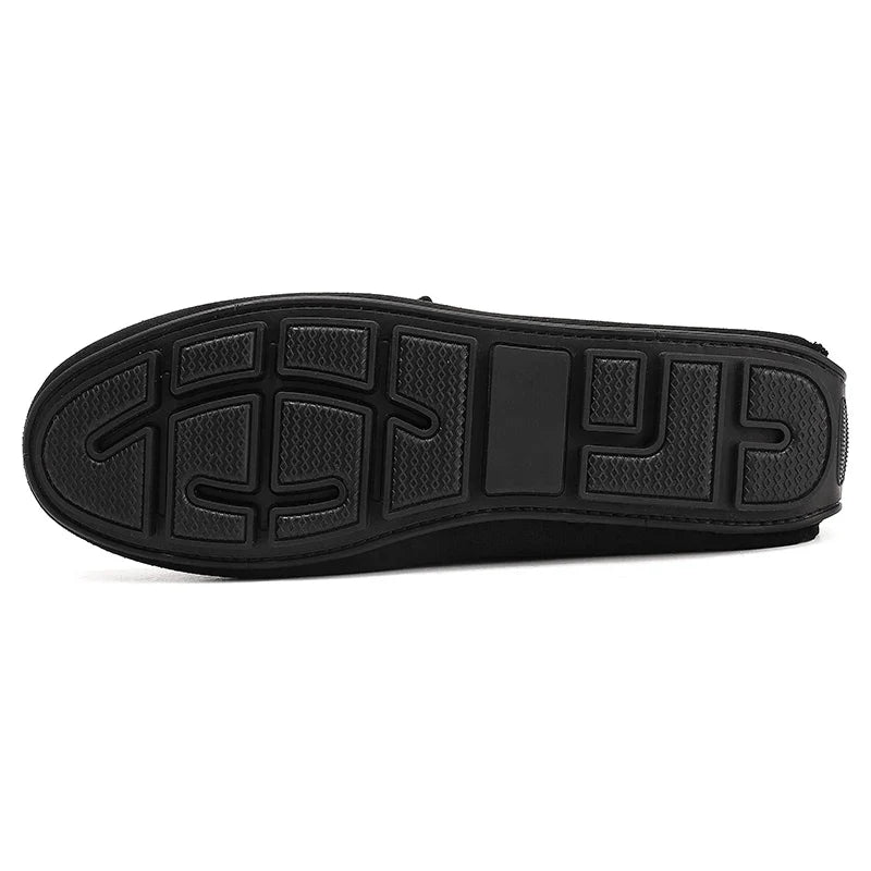 The 2025 new men's soft-soled comfortable casual shoes are versatile Lazy people can wear them on one foot Size 46 size 47
