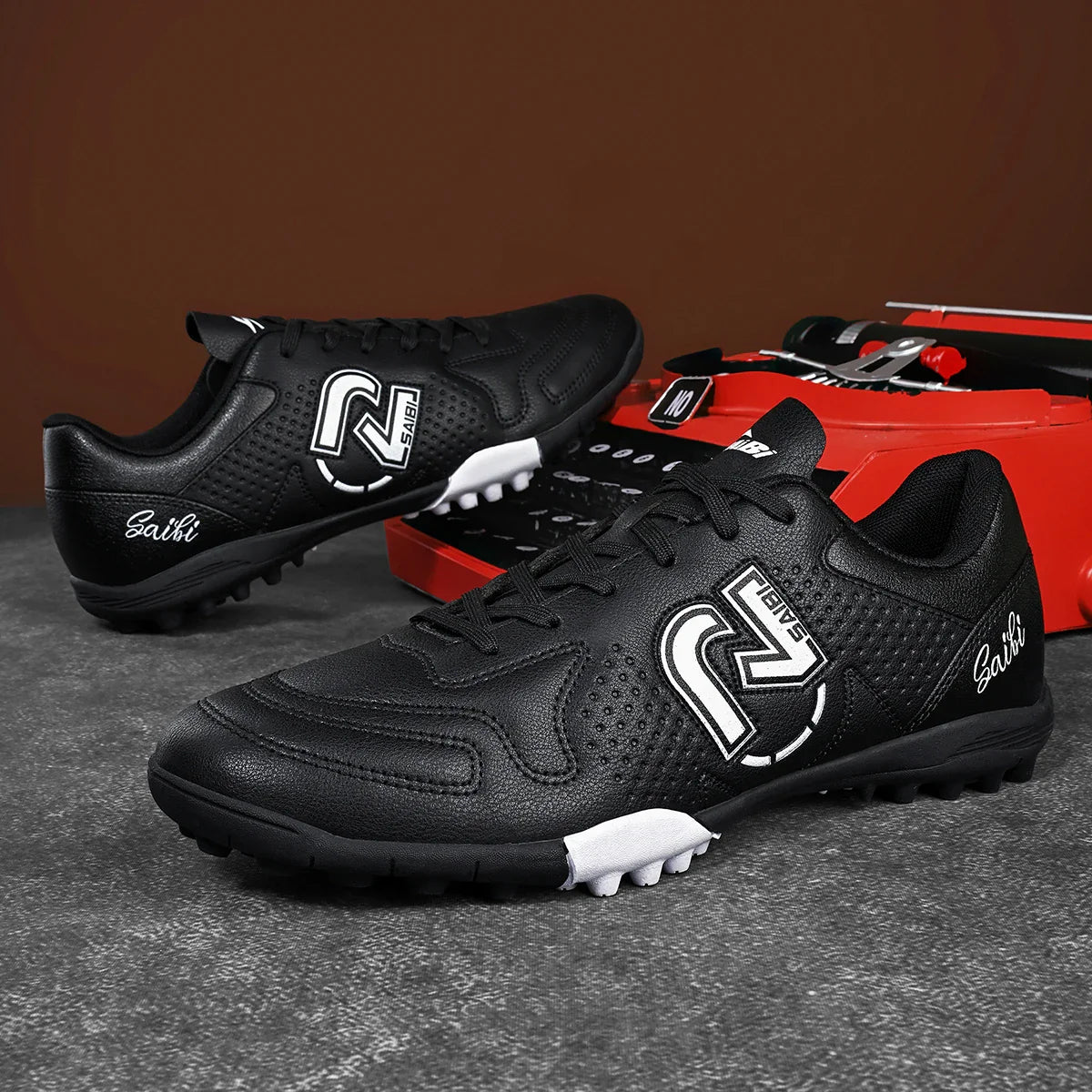 Fashionable sports style professional men's football shoes TF broken nail outdoor sports shoes effectively protect ankles