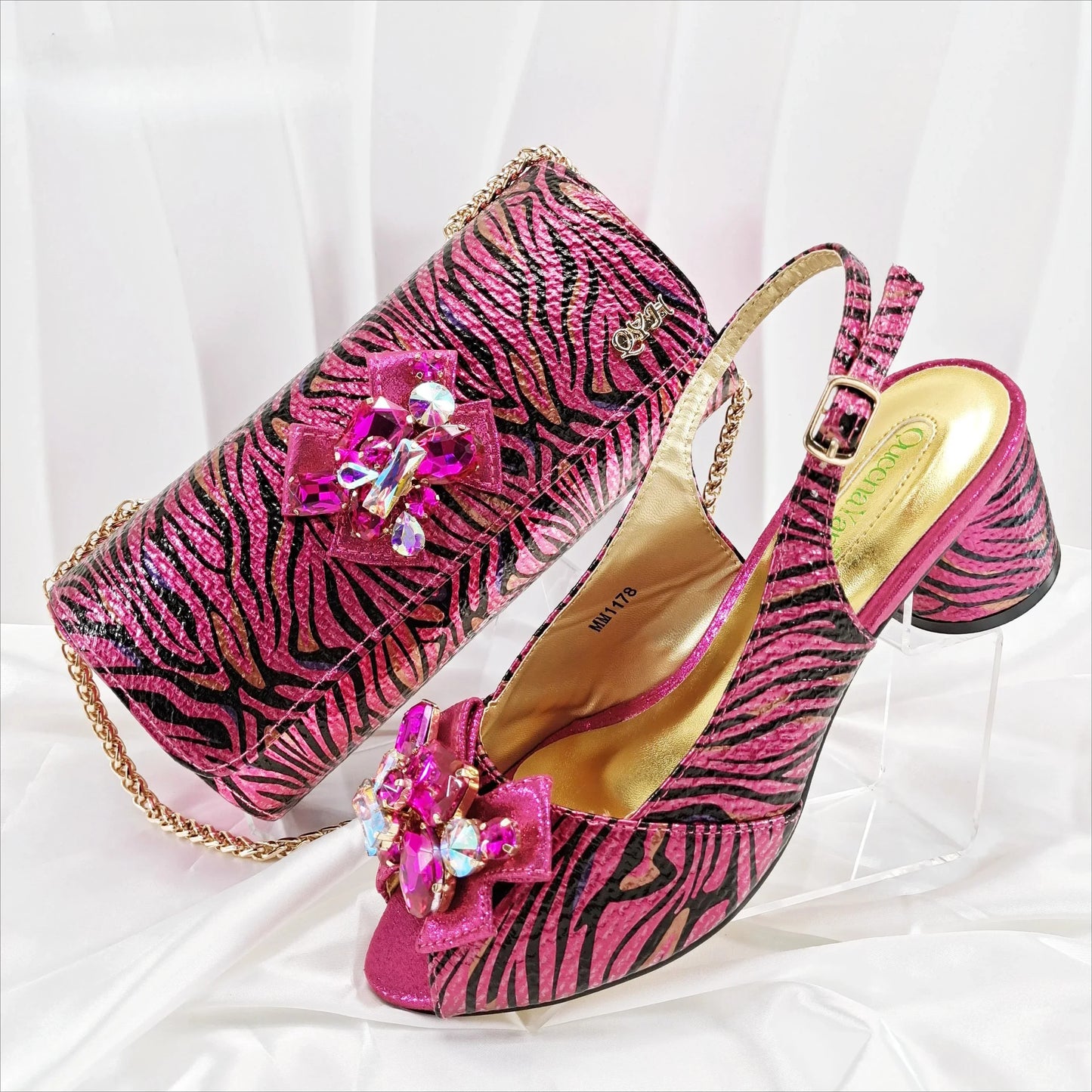 Fashion Women Elegant Gold High Heel Shoe and Matching Bag Set with Rhinestone Accents Stylish Peep Toe Design for Party
