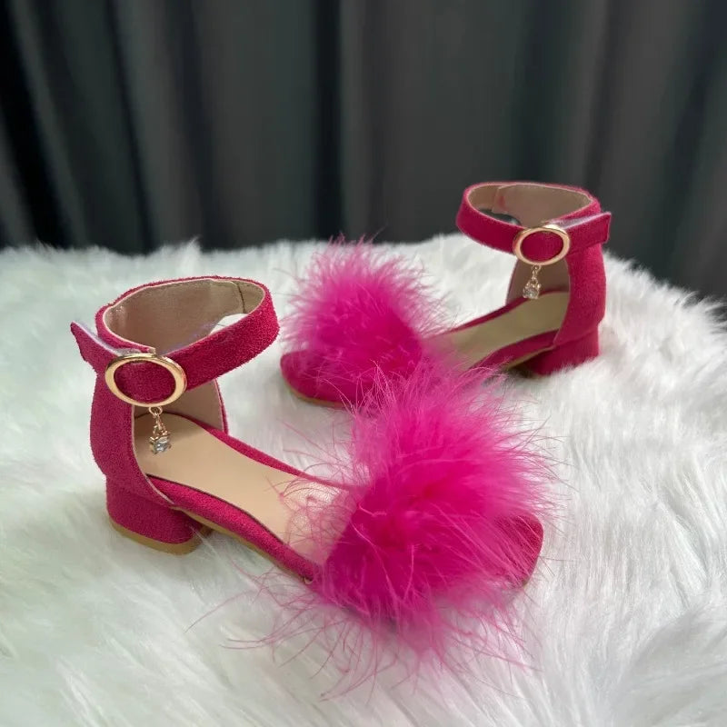 New Girls Low-heels Sandals Summer Fluffy Kids Princess Catwalk Shoes Open-toe Versatile Children Fashion Wedding Party Sandals