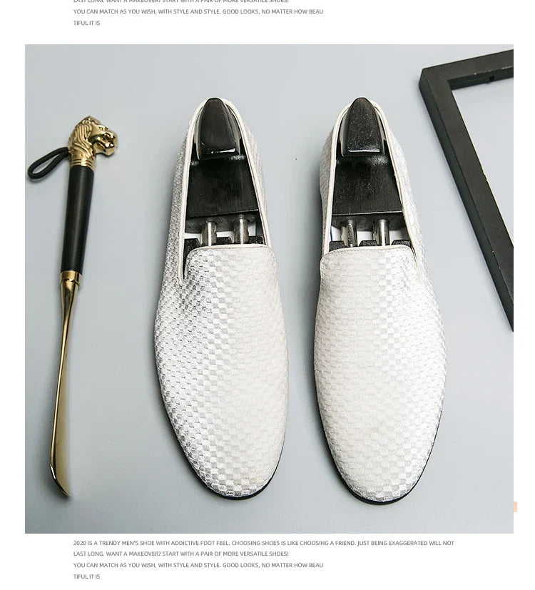 2023 New Velvet Men Loafers Luxury Brand Shoes Slip on Pointed Toe Party Wedding Shoes Fashion Men Loafers Black Wine Red Flats