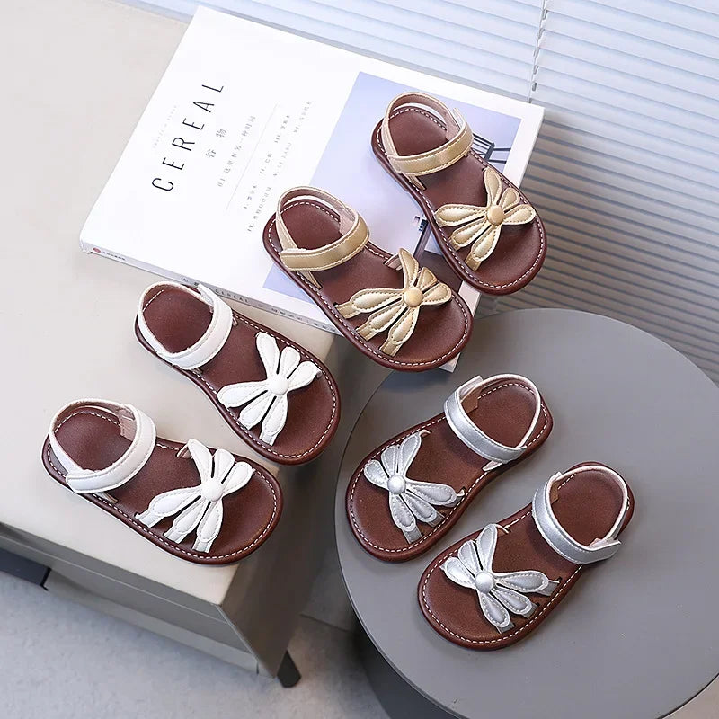 Girls Sandals Hook&loop Kids Beach Shoes Soild Color Versatile 2025 Summer Girls Princess Shoes Retro Sweet Flowers Korean Style