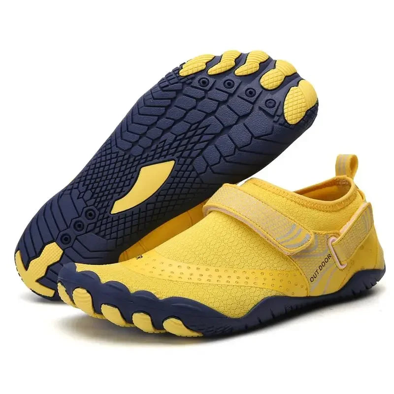 Mens Quick Drying Water Shoes Unisex Breathable Aqua Shoes Slip on Non Slip Wading Shoes Travel Water Park Pool Ladies Sneakers