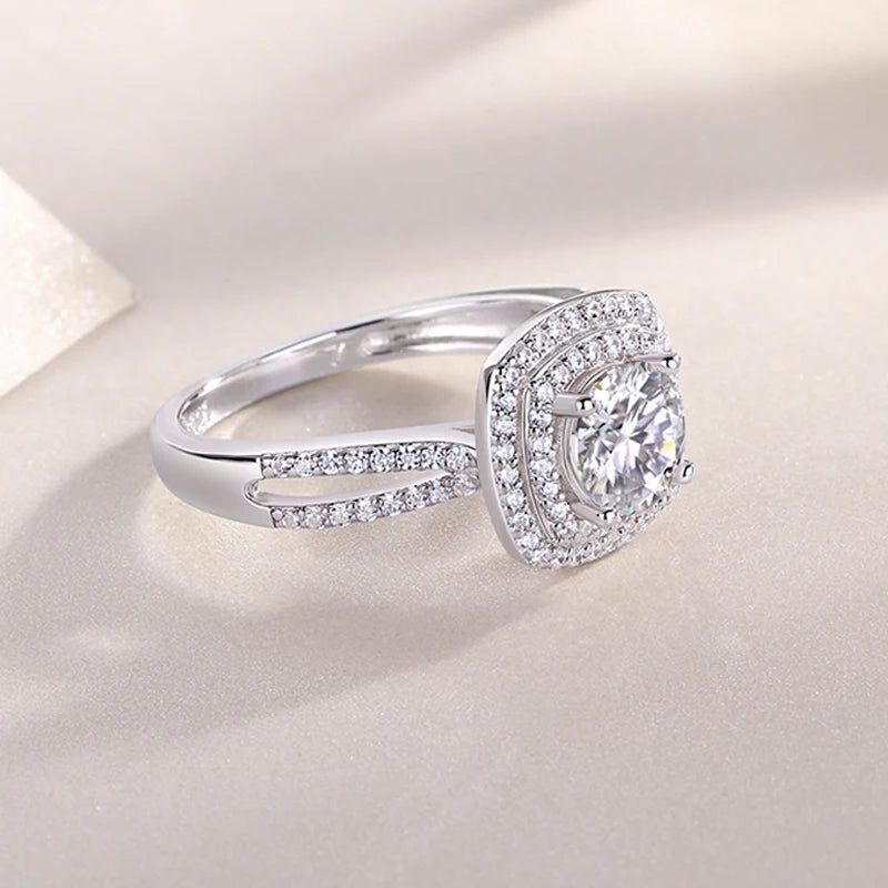 6.5mm D Color Moissanite Wedding Rings for Women Sparkling Square S925 Pure Silver Sweet Holiday Bands Jewelry Wholesale