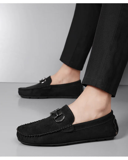 The 2025 new men's soft-soled comfortable casual shoes are versatile Lazy people can wear them on one foot Size 46 size 47