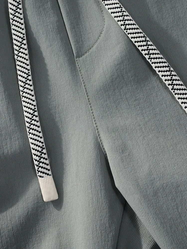 Summer Men's Cargo Pants with 5 Pockets Outdoor Quick Dry Casual Pants Lightweight and Cool Stretch Straight Trousers