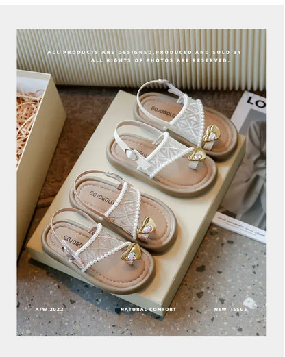 2025 Summer New Children Princess Pearl Cool Slippers for Girl Anti Slip Beach Sandals Toe Covering Casual Versatile Style Flats