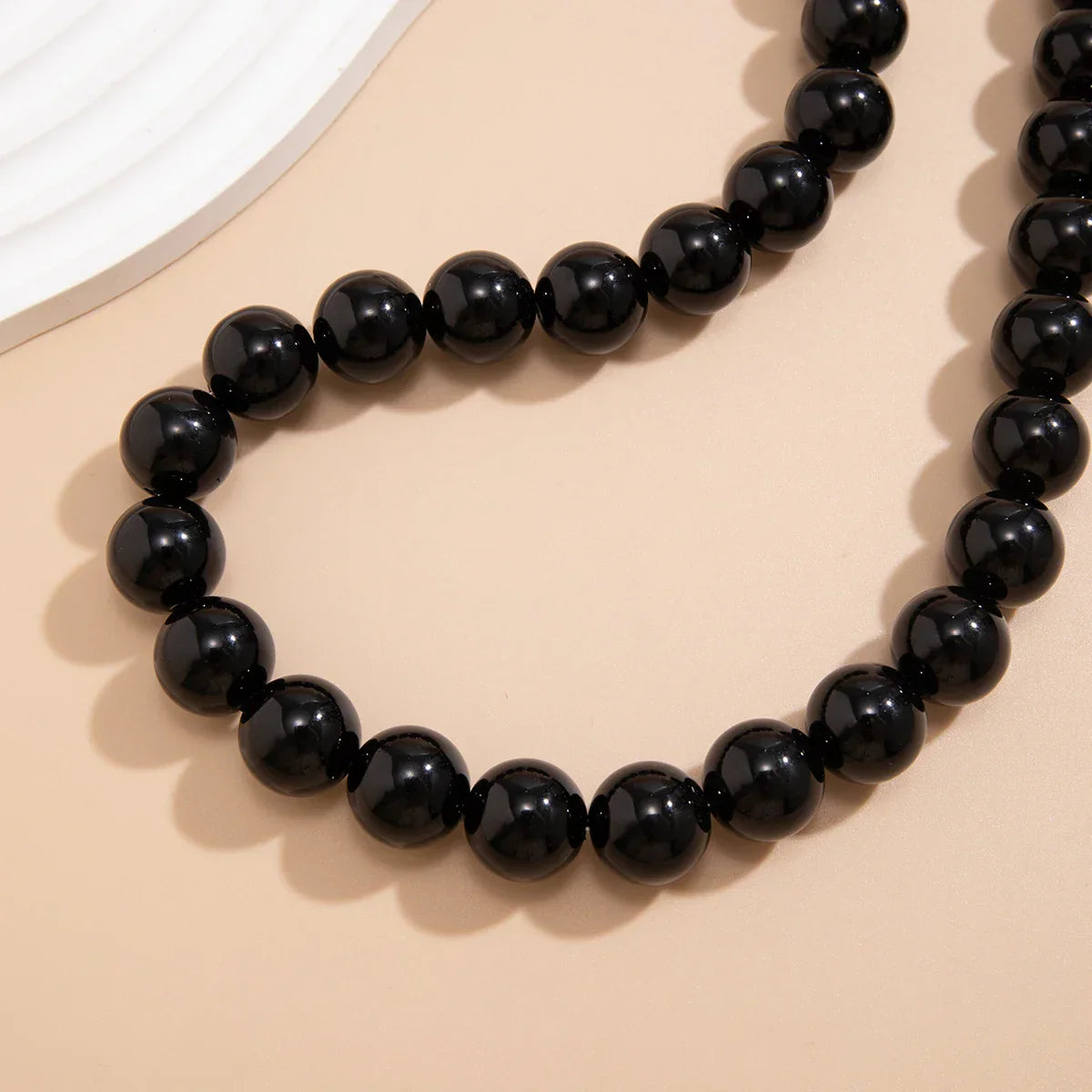 Salircon Gothic Simple Acrylic Red\Black Big Ball Bead Chain Necklace Women's Y2K Korean Clavicle Necklace Trendy Party Jewelry