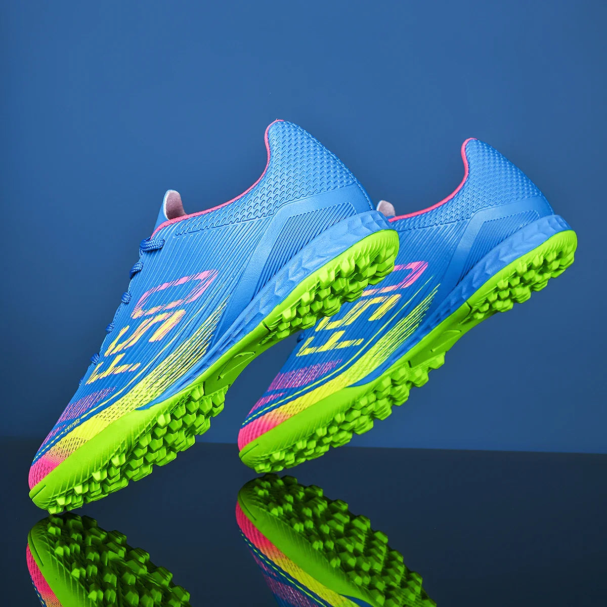 Men's football shoes TF nail outdoor sports shoes are wear-resistant, anti slip, durable rubber outsole