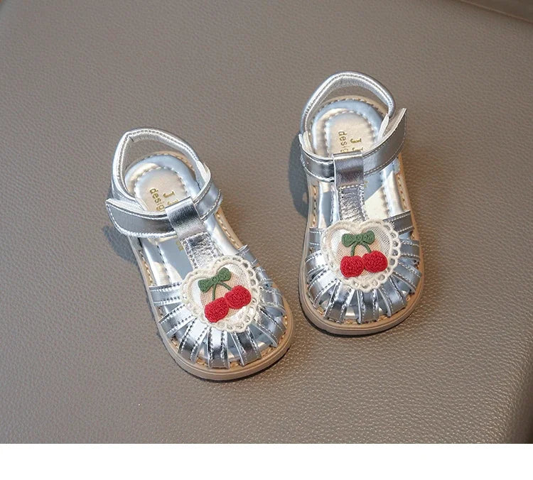 2025 New Summer Baby Girls Sandals Pu Leather Cartoon Strawberry Children's Beach Sandals Non-slip Sole Kids Shoes 21-30