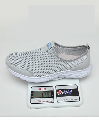 Tênis Masculino Feminino Respirável de Malha Sapatos Casuais Antiderrapantes Tamanho Grande Loafers Leves Para Caminhada