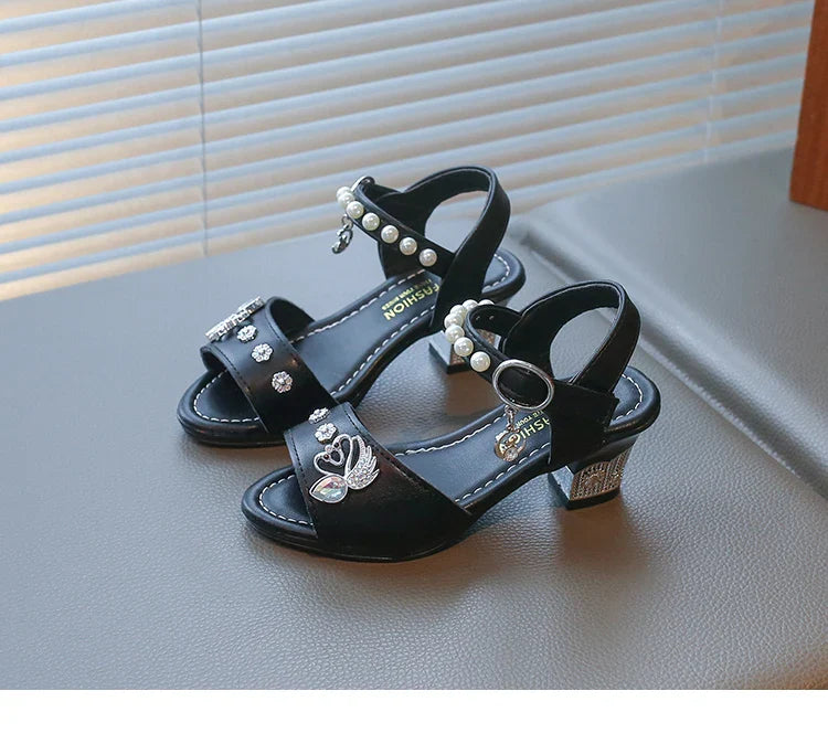 Girls Shiny Rhinestone Flowers Leather Sandals 2026 New Summer Toddler Strappy Sandals Hight Heel Soft Sole Princess Style Shoes