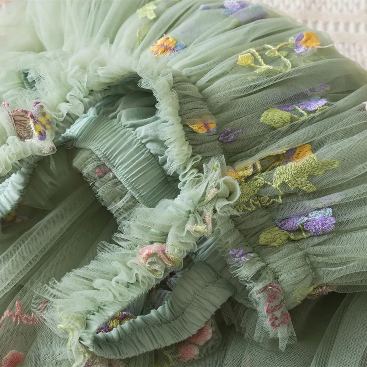 Outdoor Summer Cute Princess Dress Toddler Baby Girls Embroidery Flower Suspender Mesh Dresses Birthday Party Princess Dresses