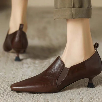 French Retro Temperament Low-heeled Shoes Women's Spring New Leather Pointed High Heels Small Leather Shoes Large Size 43