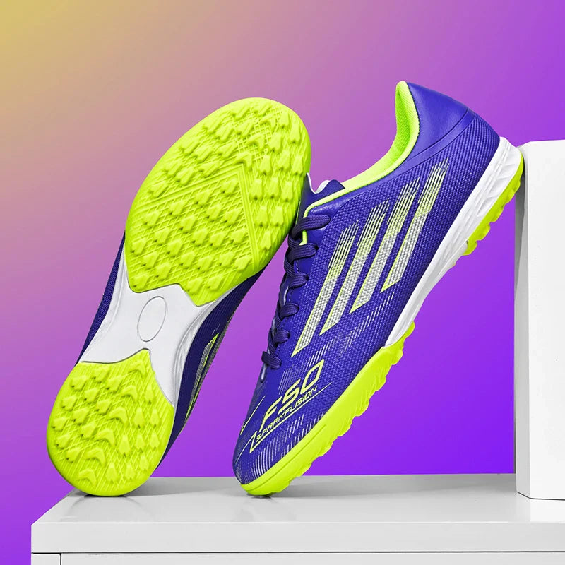 New Men Football Boots Professional Comfortable Sports Shoes Soccer Shoes Boys Sneakers Match Ankle Non-Slip TF/FG Unisex