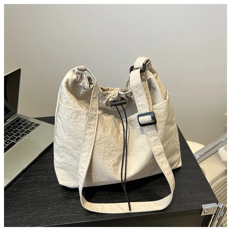 Large Capacity Versatile Shoulder Bag for Women's Summer Popular Lightweight Crossbody Bag Minimalist Tote Handbag