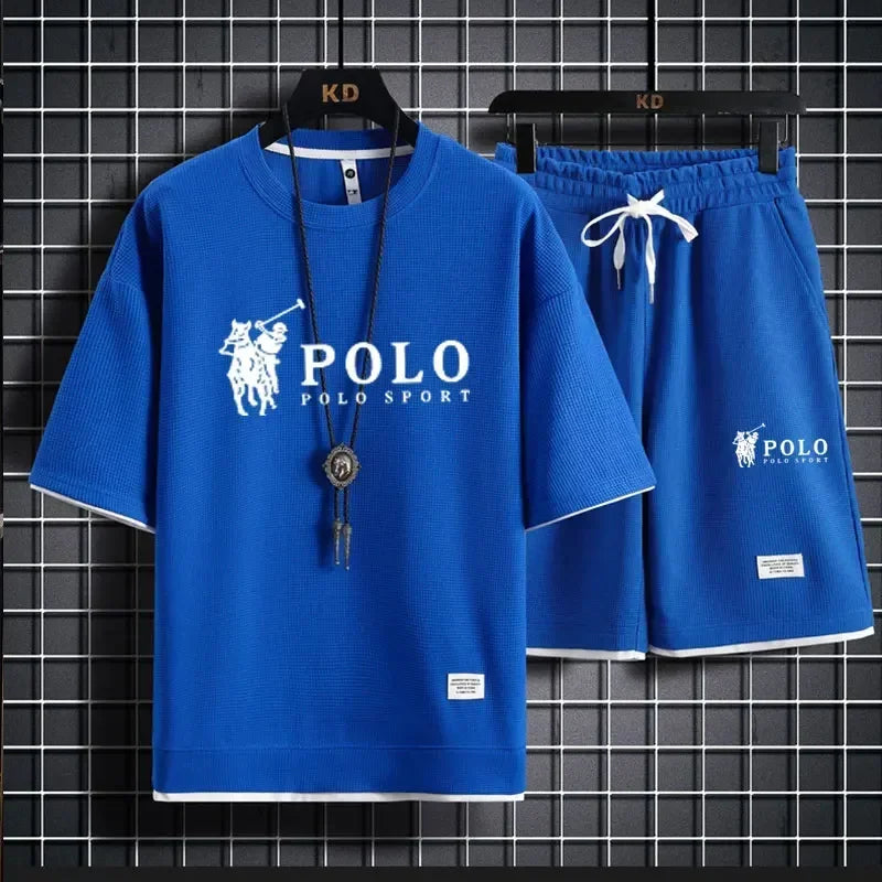 A two-piece set of men's short-sleeved T-shirt and sports shorts for summer fashion, breathability, fitness and casual jogging