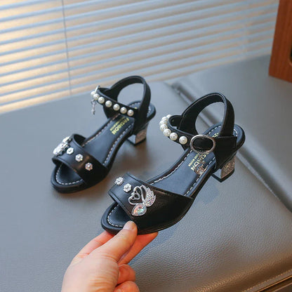 Girls Shiny Rhinestone Flowers Leather Sandals 2026 New Summer Toddler Strappy Sandals Hight Heel Soft Sole Princess Style Shoes