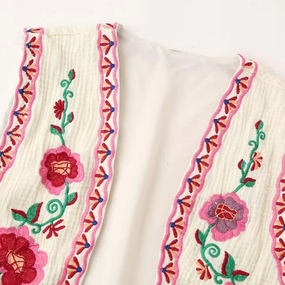 European and American Style 2024 Spring and Summer Women's New Fashionable and Versatile Round Neck Sleeveless Embroidered Vest