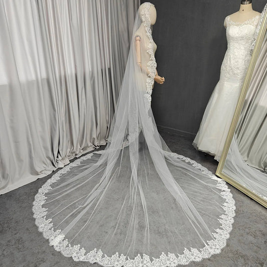 Customized Eyelash Lace Mantilla Veil, 3m*3m Long Bridal Veil with Chantilly Eyelash Lace, Ivory Wedding Veil with Hidden Comb